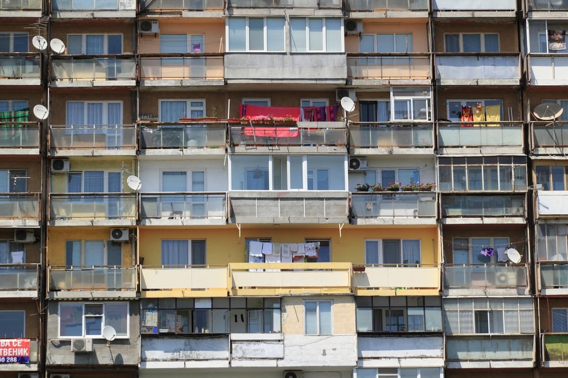 Ceny nemovitostí v Česku rostou, dostupnost bydlení se zhoršuje