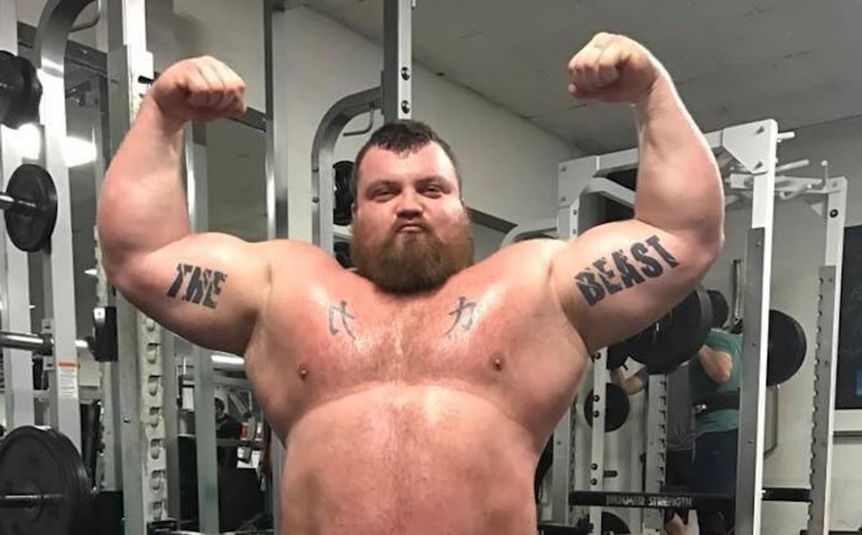 Bývalý Nejsilnější muž světa Eddie Hall potvrdil MMA zápas s o 100 kg lehčím soupeřem