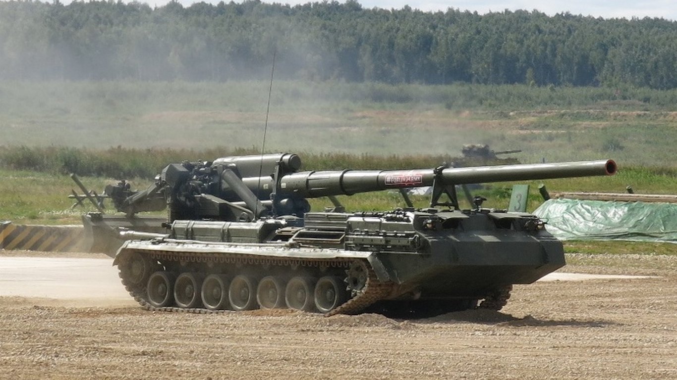 Video: ruskou útočnou skupinu může ukrajinská armáda „vydrtit“, když proti ní nasadí ultra-těžké dělo 2A7 Pion ráže 203 mm
