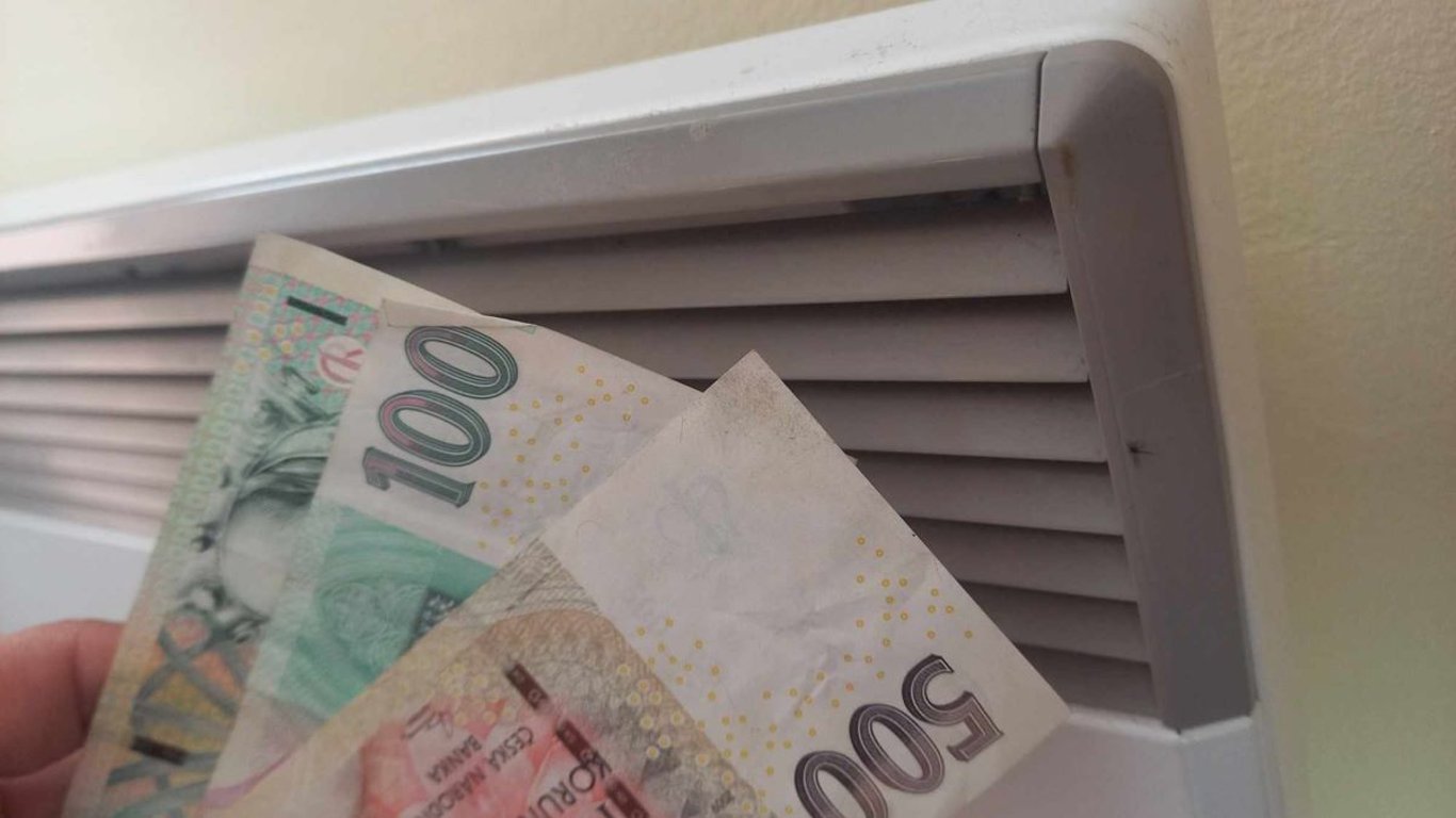 Letos můžete na topení ušetřit tisíce korun. Stačí udělat pár jednoduchých věcí