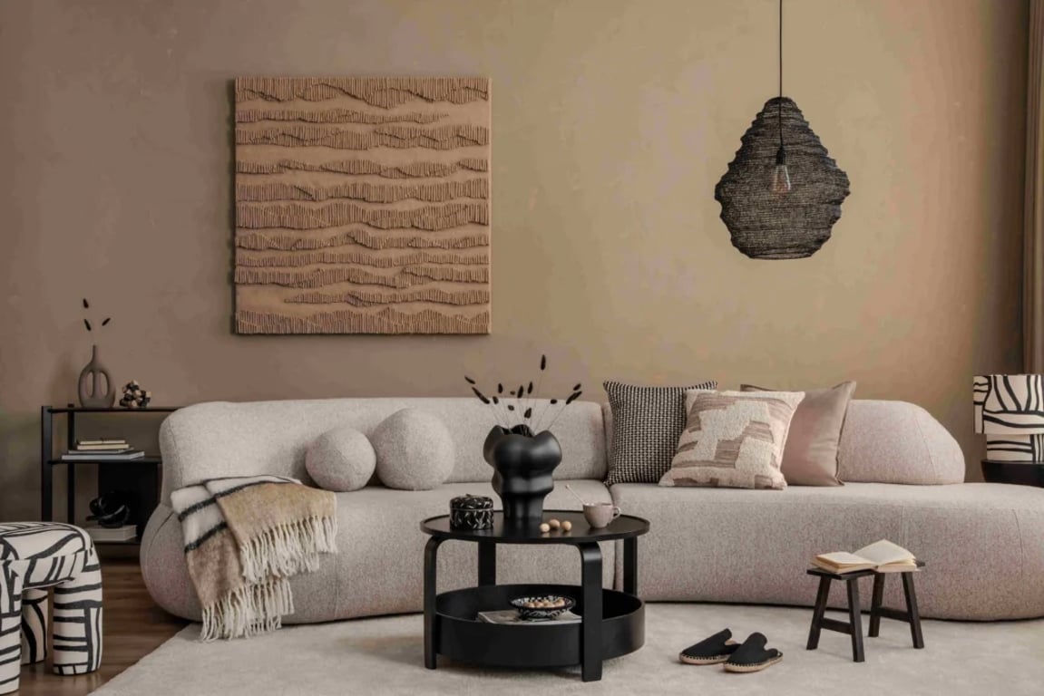 Jak proměnit starý nudný obývák v luxusní elegantní pokoj do 5000 Kč: Stačí vyměnit tyto 3 levné věci