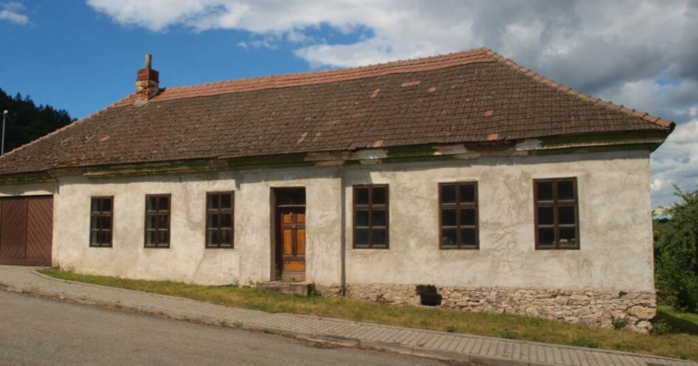 150 let starý vesnický dům byl podle mnohých zralý leda na demolici. Majitelé jej přestavěli na luxusní domov snů