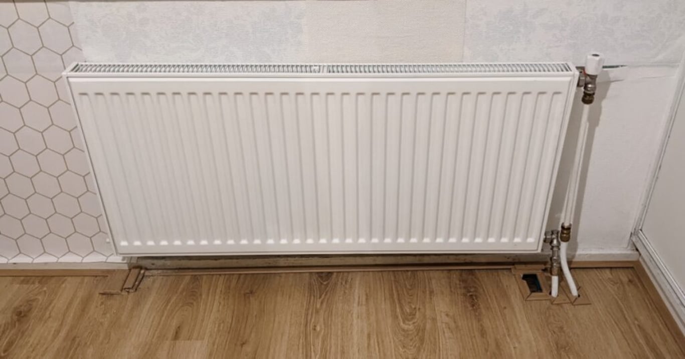 Češi mají podle odborníků radiátory v alarmujícím stavu. Kdo je nečistí, ten platí tisíce korun navíc