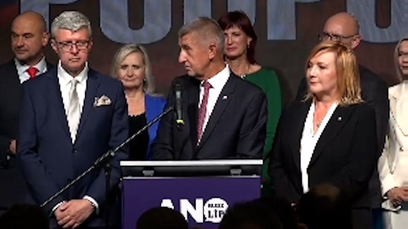Rozdováděný Babiš: Běžně mluvím s Trumpem, byl jsem i v Pentagonu. Naslouchají mi