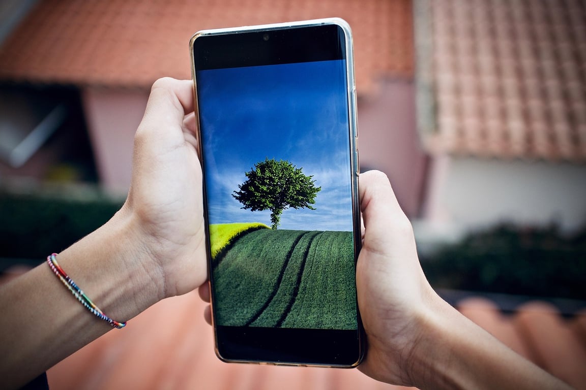 Chytré nahrávání: Aplikace FadCam točí video i s vypnutou obrazovkou