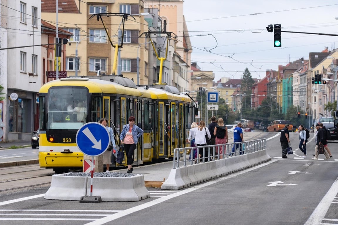 Plzeňané by si přáli rozšíření tramvajových tratí i východní okruh, ukázal průzkum