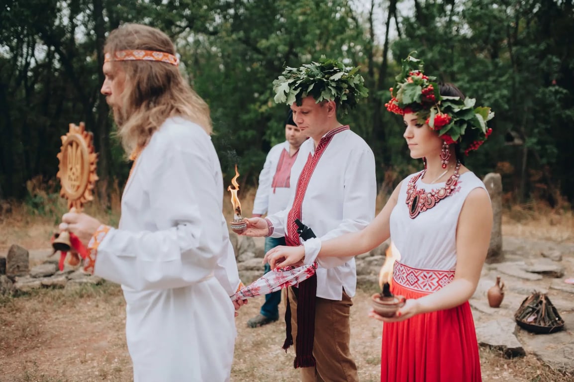 Svatební noc starých Slovanů: Podivný rituál s děravou košilí je zcela mimo naše dnešní chápání
