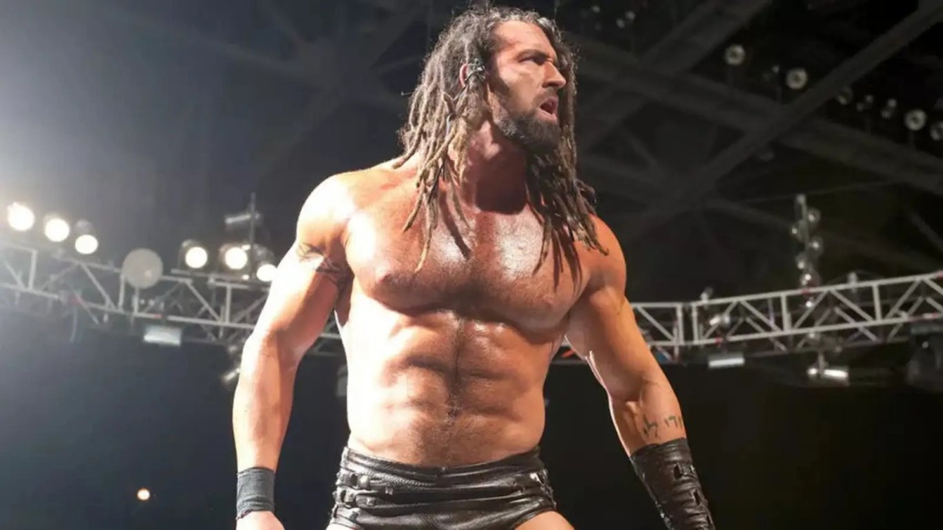 Z obrovitého muže se stala žena. Elitní wrestler Tyler Reks objevil své pravé já