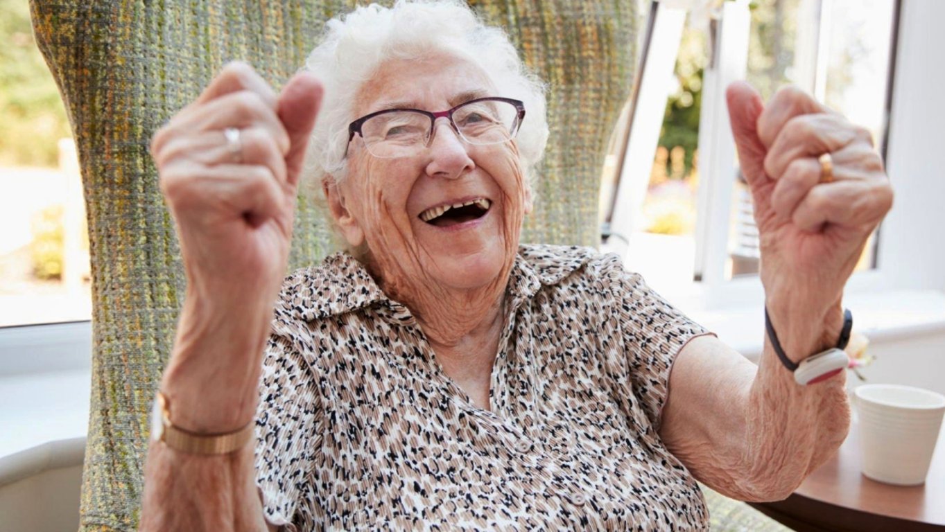 Paní Alena (71) přišla na způsob, jak umlčet telefonní podvodníky. Jediná věta jim vzala odvahu pokračovat