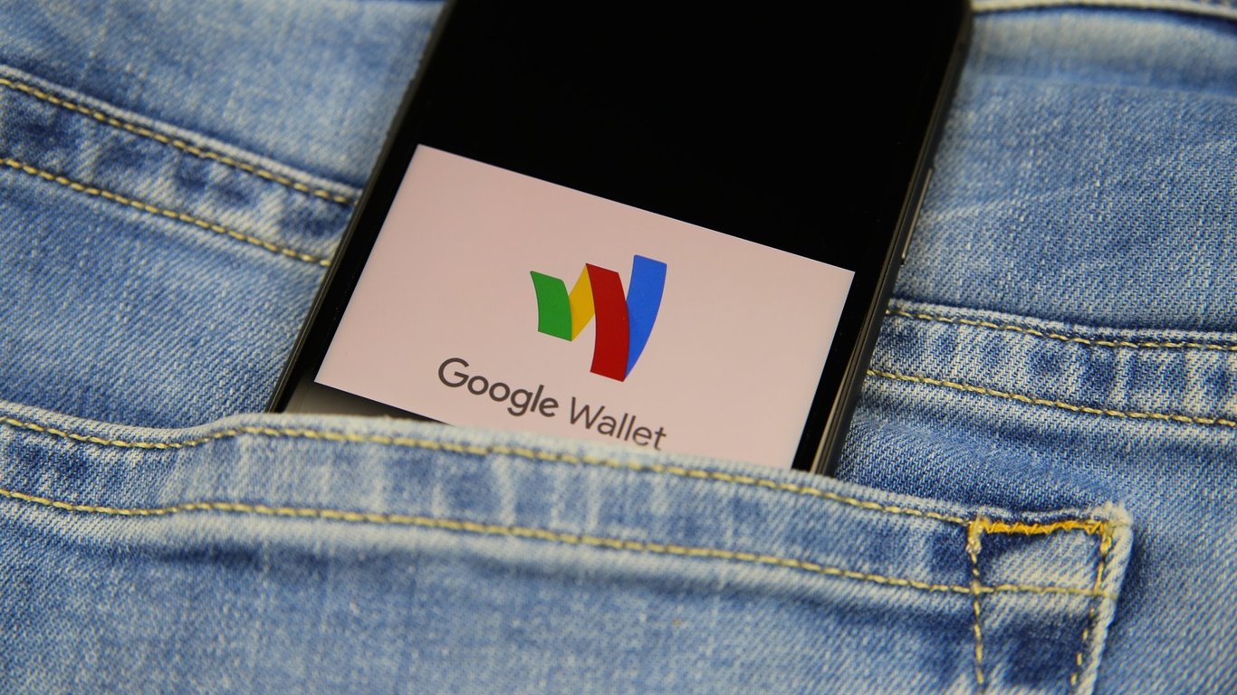 Cestování jen s mobilem? Google Wallet právě přestala být jen peněženkou