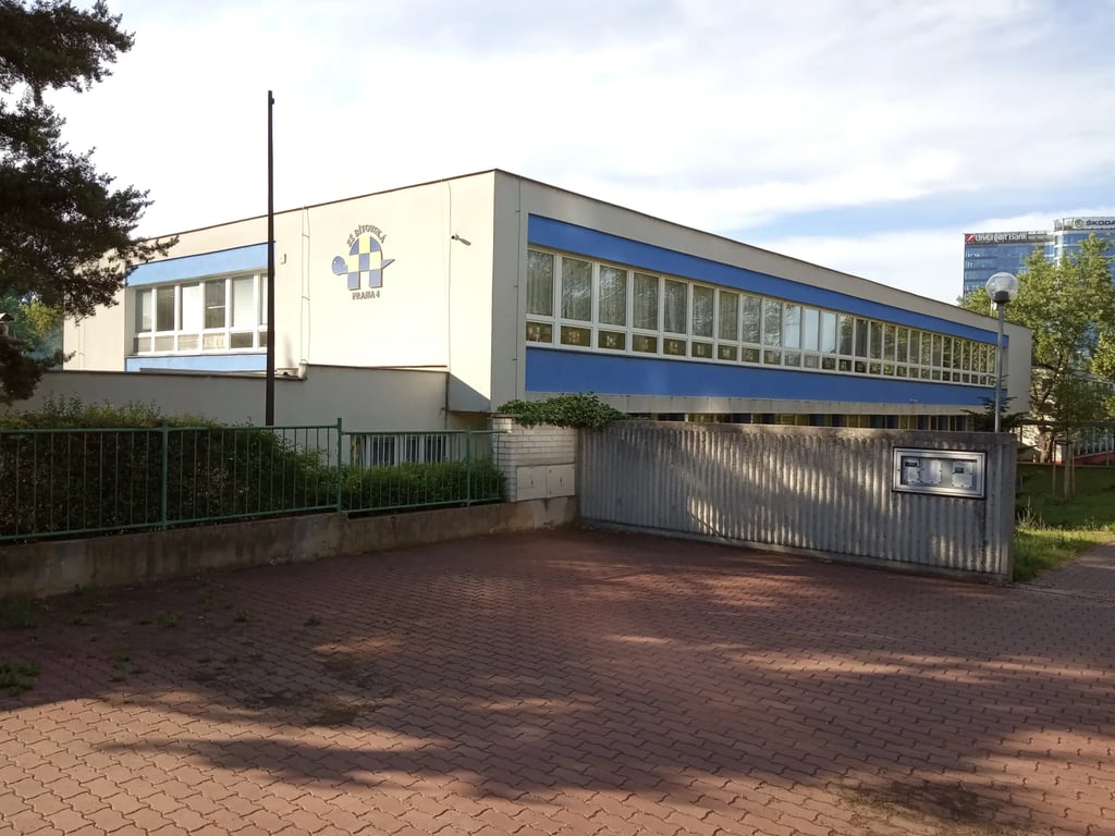 Herec z Boty jménem Melichar zmizel z očí veřejnosti. Teď se ukázalo, čím se David Rauch živí dnes