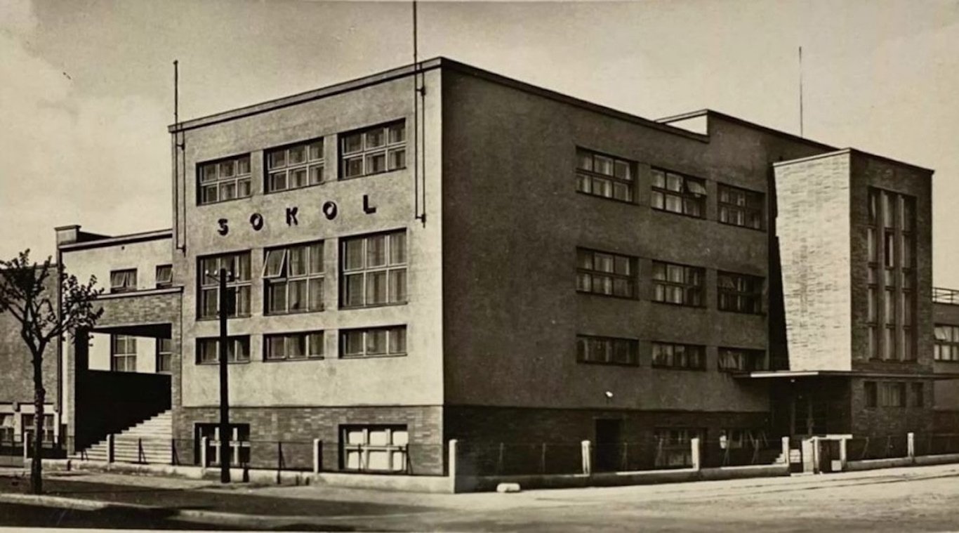 Ostravský sport v časech první republiky. Synonymem pro něj byl Sokol