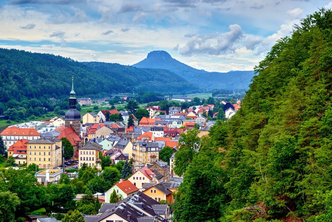 Češi litují, že o tom nevěděli dřív. Nejkrásnější vyhlídka s atmosférou Alp se stala hitem zahraničních turistů.