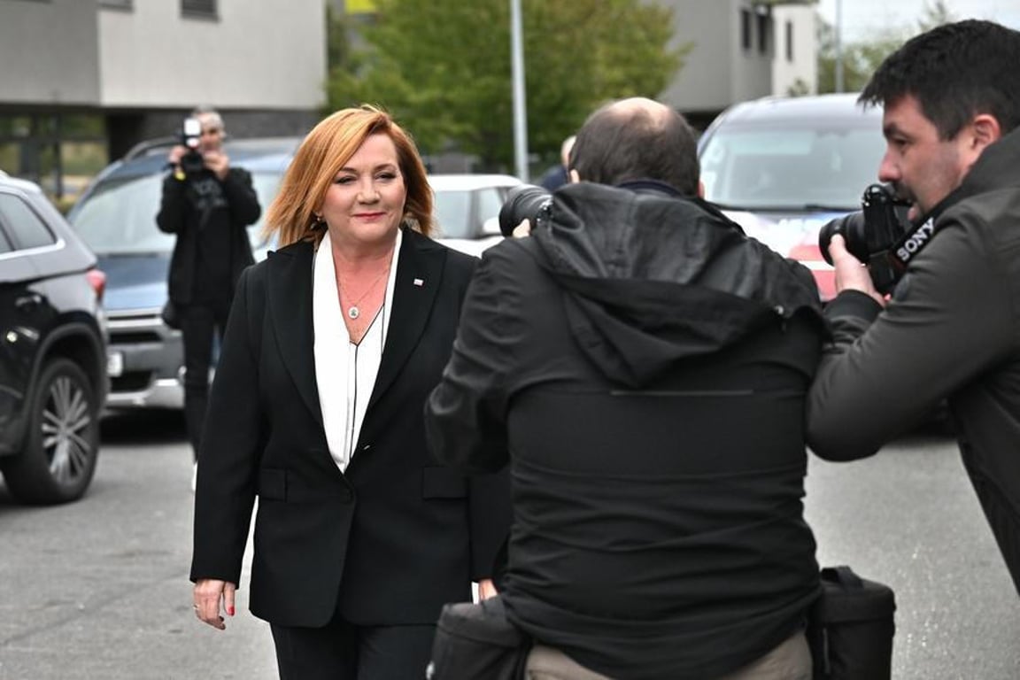 Volební styl českých političek: špičkovou eleganci málem převálcovaly módní omyly
