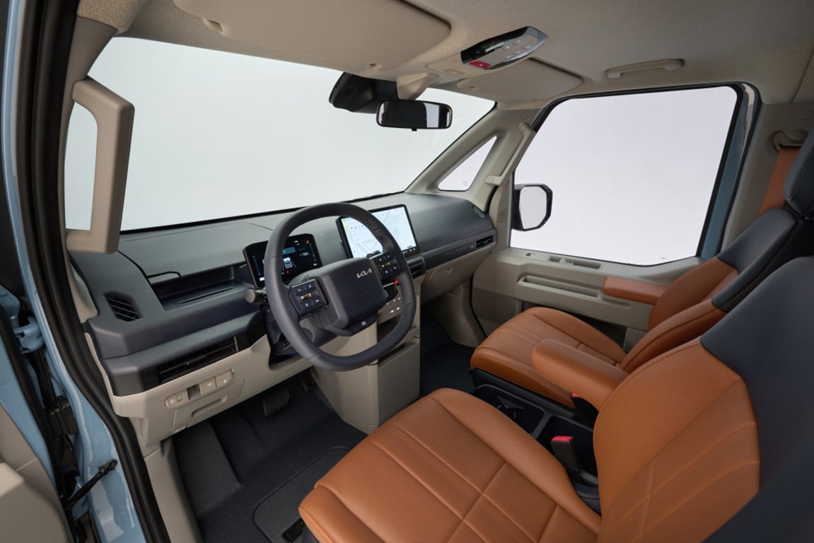 Kia ukázala 3 nové modely: SUV, sedan i dodávku. Přesně na tahle auta jsme čekali 100 let. Tak krásný není ani Rolls-Royce