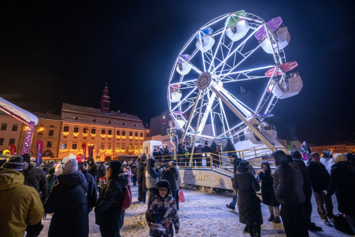 Jihlavské Vánoce: Letos jen jedno kluziště. V centru přibydou světýlka se znakem ježka