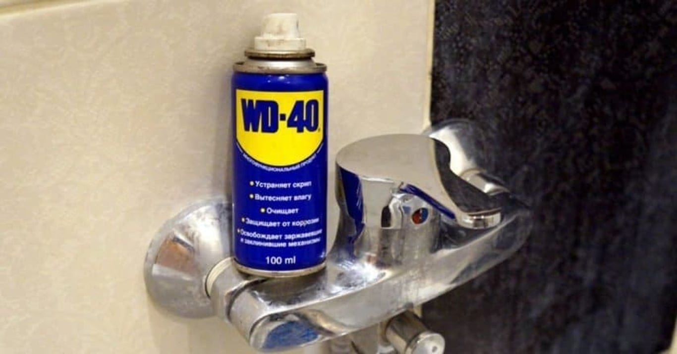Okna čistá po celý rok zněla jako sen. Stačilo použít WD 40 a mám klid na dlouhé měsíce bez jediné šmouhy