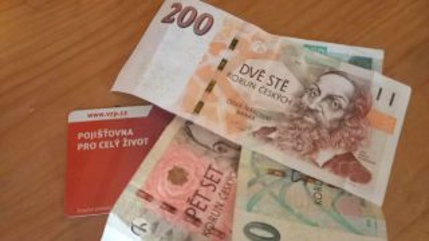 Klienti Všeobecné zdravotní pojišťovny mají nyní nárok na velké sumy peněz. O odměnu je zapotřebí si říct včas