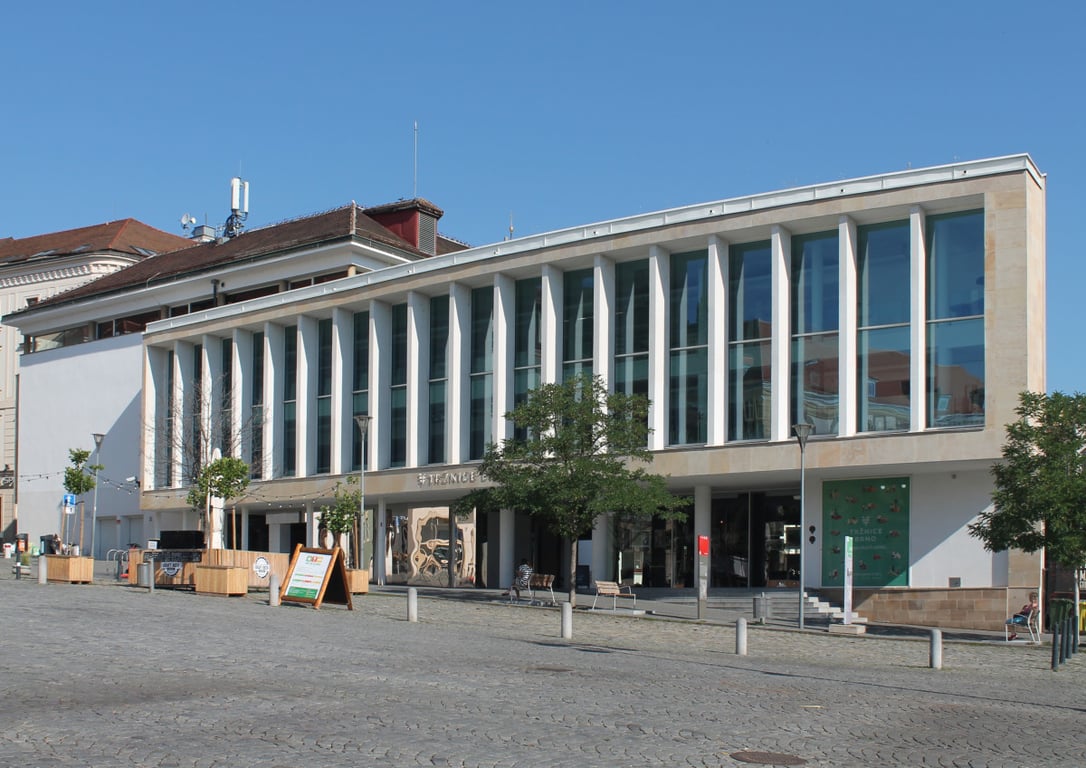 Radnice Brno-střed není spokojená se současným provozem tržnice, část přenechá VUT