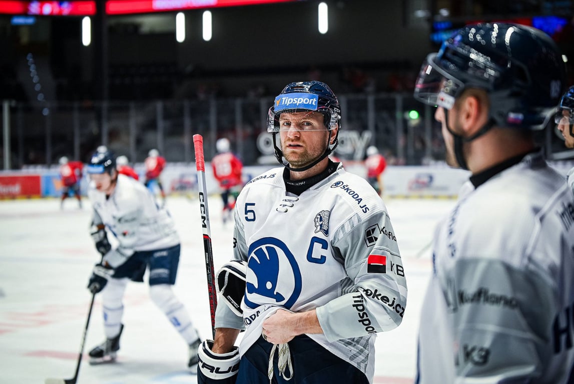 Jdeme s pokorou dál, řekl plzeňský kapitán Jeřábek po výhře v Pardubicích