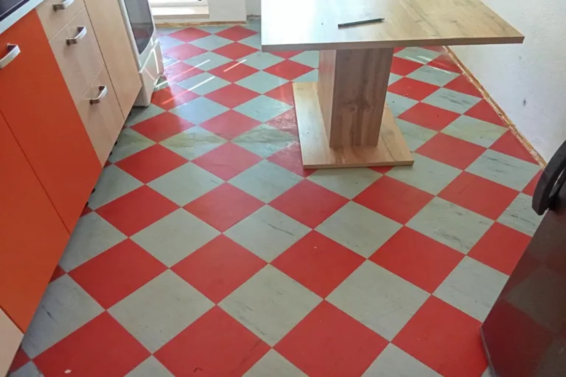 tvzrzené lino