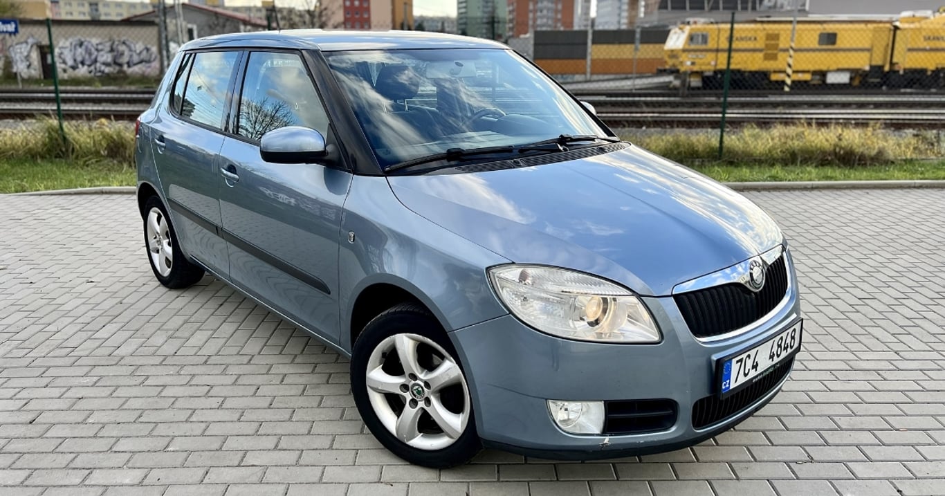 Zakrýt, či nezakrýt chladič? To je, oč tu běží. Zeptal jsem se automechanika na odpověď