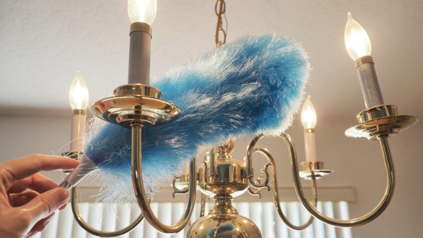 Prach se po tomhle triku nevrací celé dny. Uklízečky z luxusních hotelů tvrdí, že jednodušší metoda neexistuje