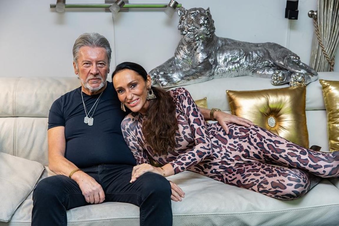 Luxus, kočky a lesk: Nahlédněte do extravagantního domu operní divy Sisy Sklovské