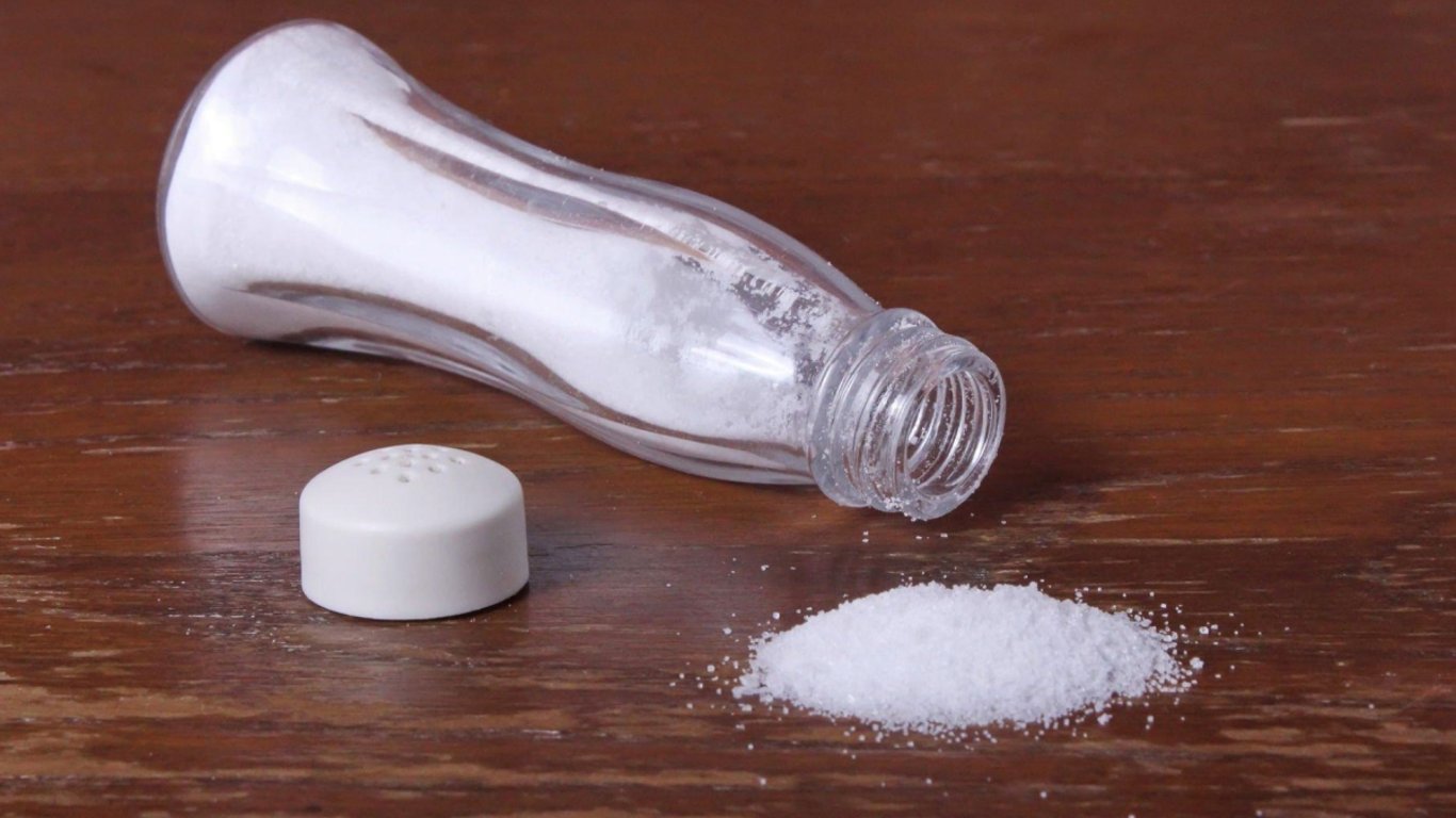 Stačí ubrat jediný gram soli denně. Změny, které tělo spustí, překvapí i lékaře