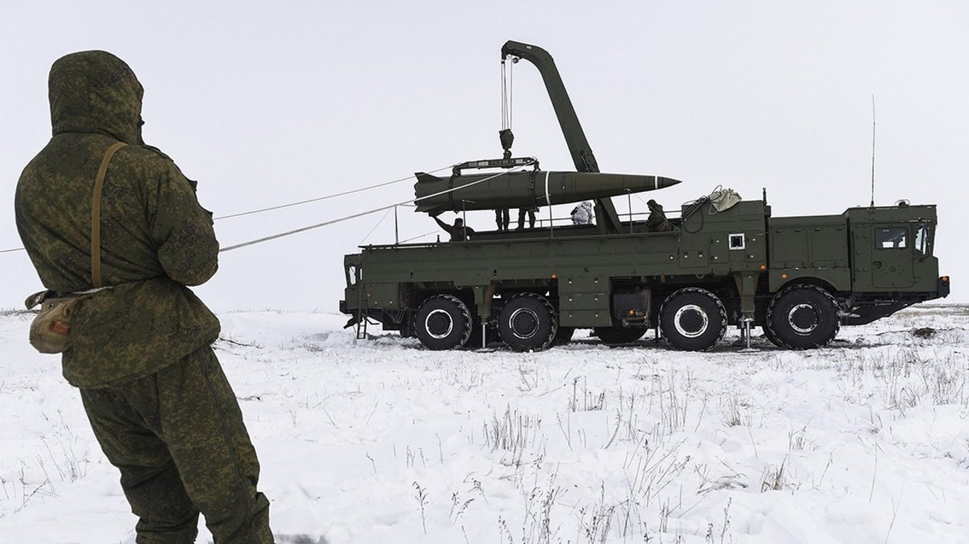 Iskander-1000 dosáhne daleko za hranice svého předchůdce. Ohrozit dokáže i ČR, Rusko by tak mohlo evropské země NATO vydírat