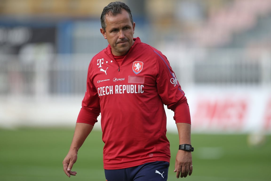 Fotbalisty Baníku Ostrava bude trénovat Galásek, nahradil Hapala