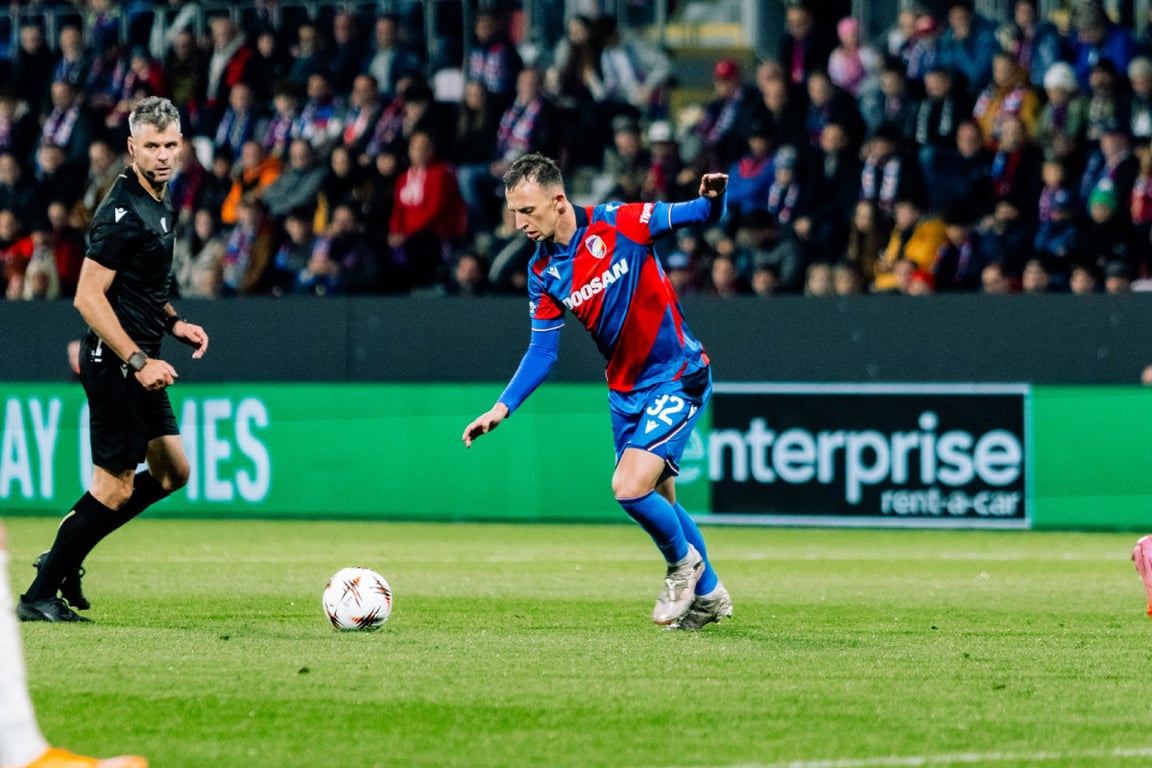 Plzeň jen remizovala s oslabeným Hradcem 3:3 a v lize klesla na šesté místo