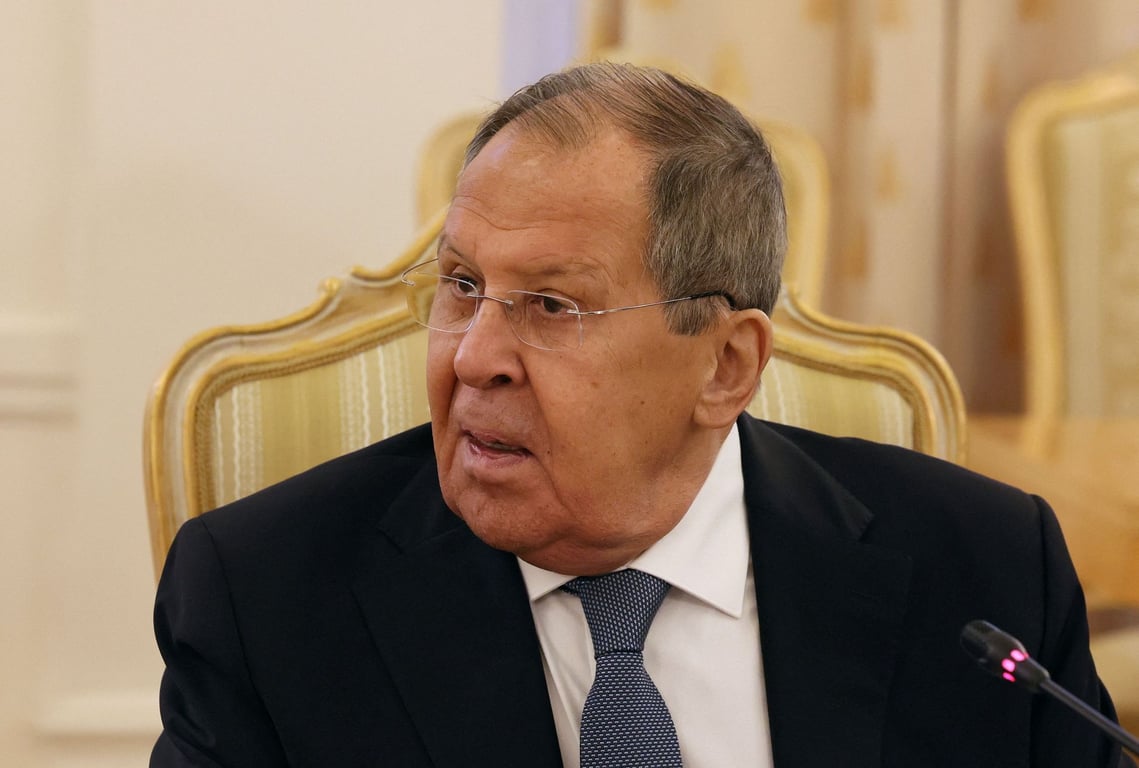 Mír v nedohlednu. Lavrov odmítá příměří a chce i nadále "denaficikovat Ukrajinu"