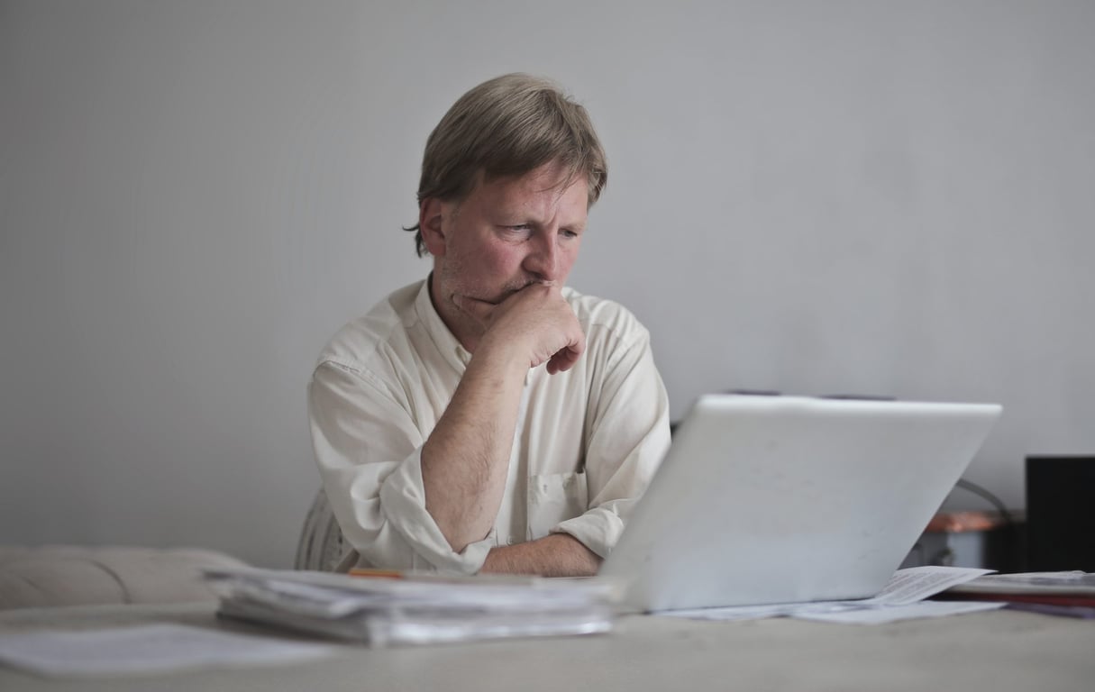 Banky polezou ve velkém Čechům na jejich účty a budou je kontrolovat. Může se to týkat každého