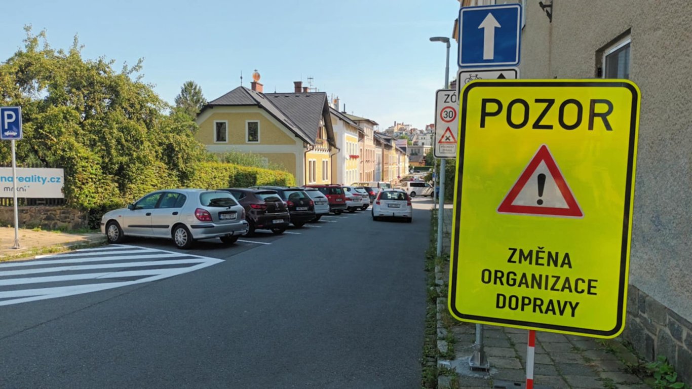 Třicítka v šumperských ulicích zkrotila řidiče. Lidé si změny v dopravě pochvalují