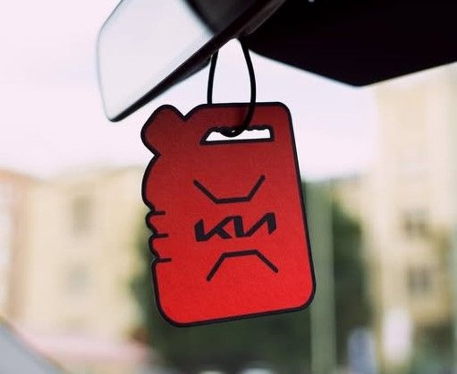 "Wunderbaum" s vůní benzinu. Finská Kia nabízí k elektromobilu sentimentální záplatu