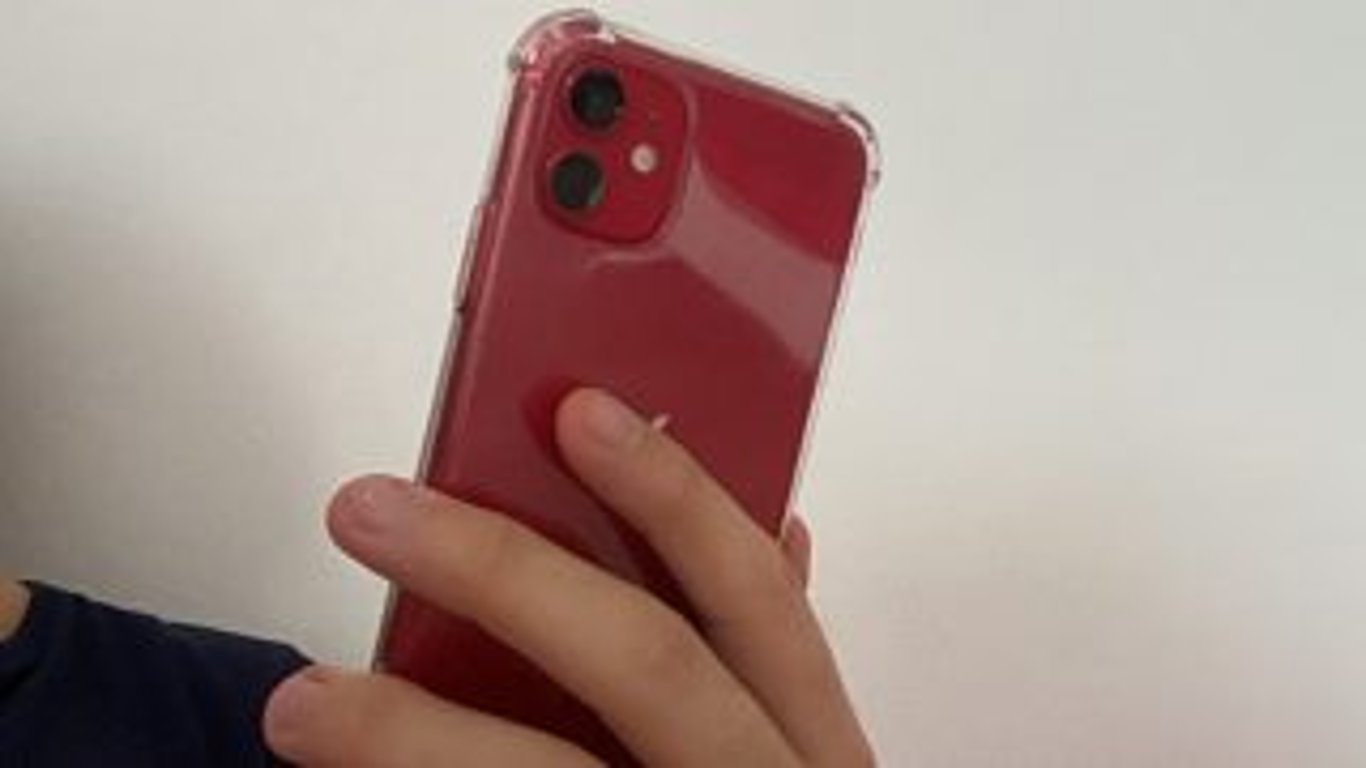 Přišla vám podobná SMS zpráva? Po jejím přečtení lidem mizí peníze z bankovního účtu. Nachytala se už spousta Čechů