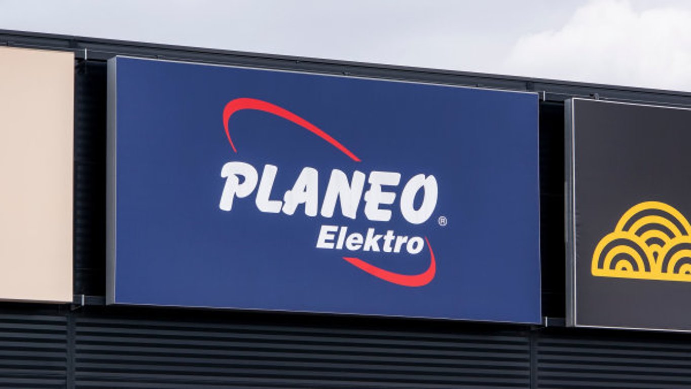 Křetínského EC Group ovládne síť prodejen s elektronikou Planeo. Vykoupí podíl Kellnerové
