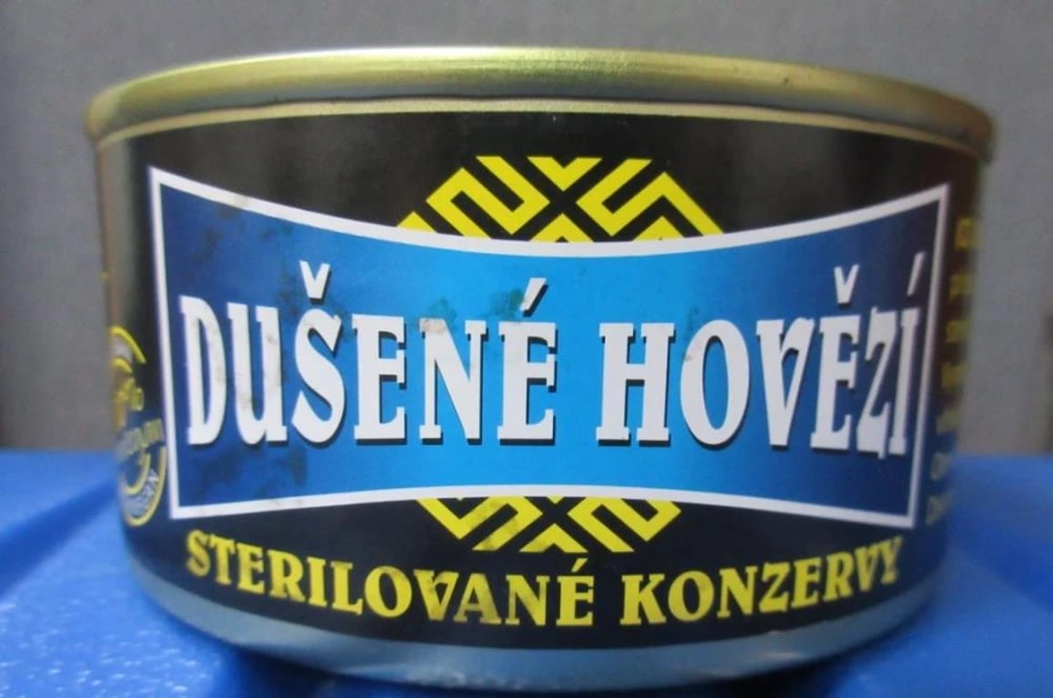 Konzervy s dušeným hovězím obsahovaly méně masa, než uváděl výrobce