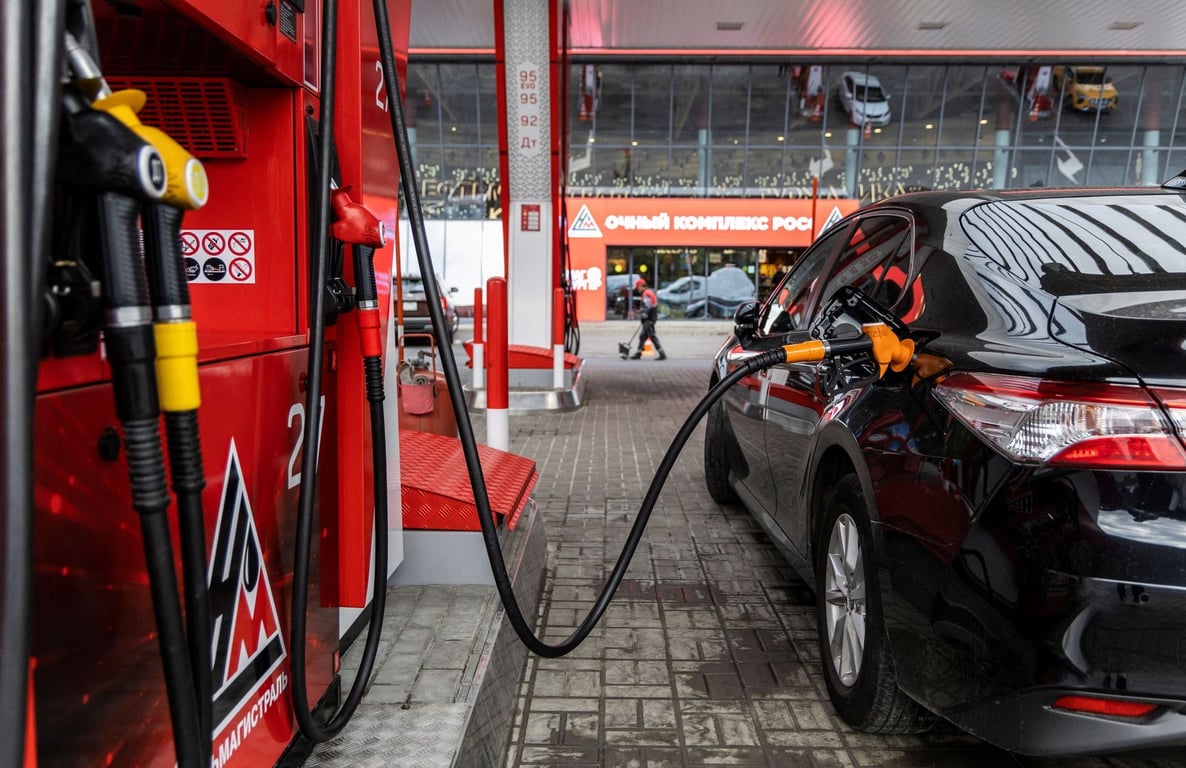 Na ruských pumpách "jede" pančovaný benzin, čínská auta po něm hromadně kolabují