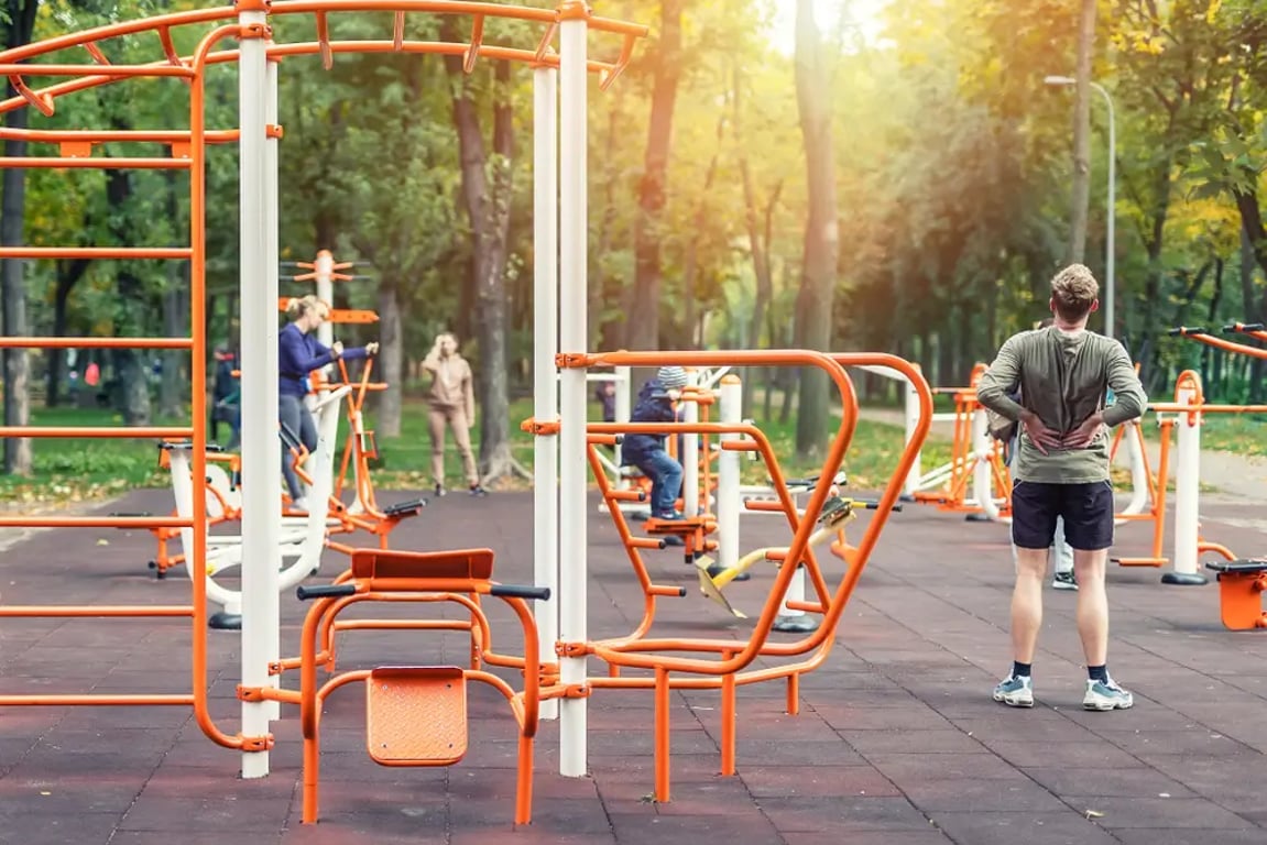 Tajemství štíhlé postavy pro všechny třicátníky. Tento cvik funguje rychleji než hodiny v posilovně