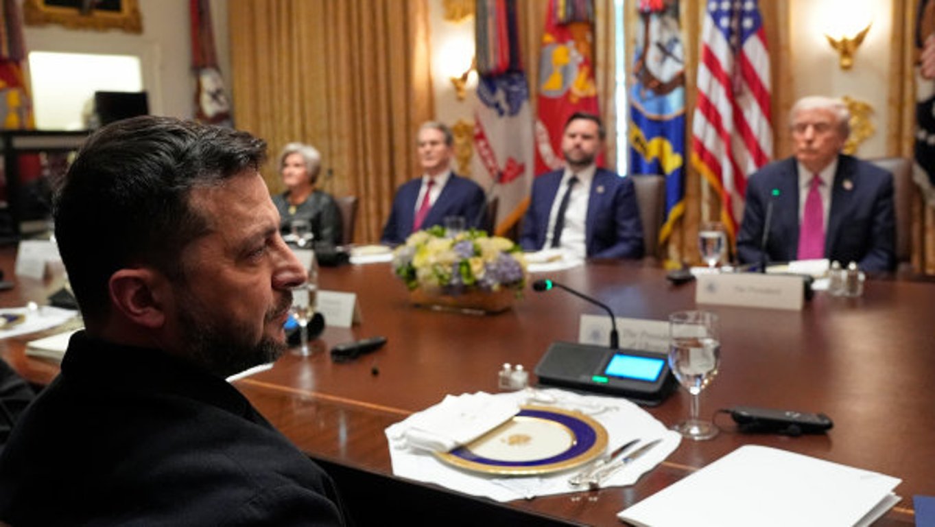 Točí se Trump, jak Putin píská? Podle FT naléhal na Zelenského, aby přijal ruské podmínky příměří