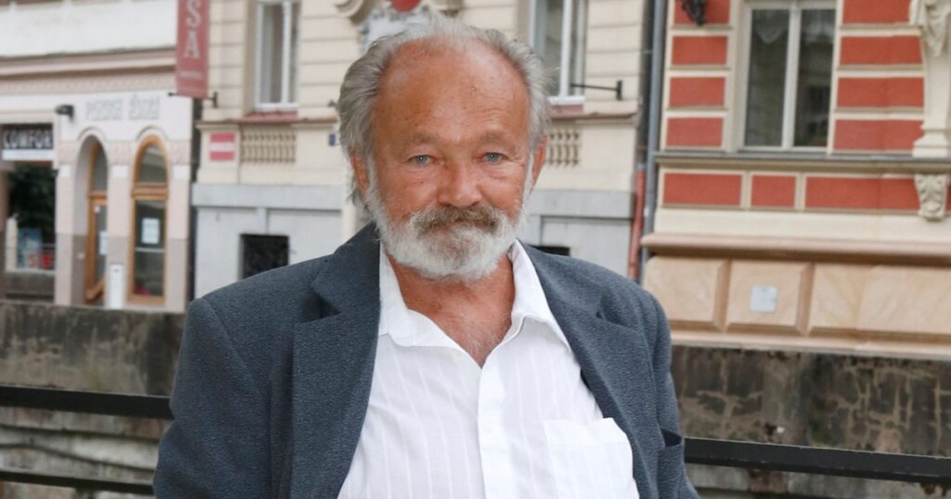 Strach o Rudolfa Hrušínského: Záchranka převezla herce do nemocnice kvůli vážným zdravotním problémům