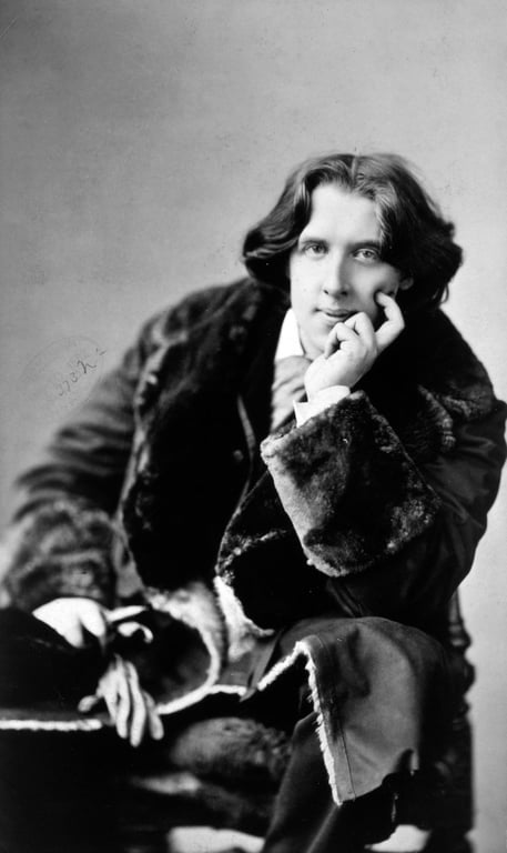 Oscar Wilde má průkazku do knihovny. Před 130 lety o ni kvůli homosexualitě přišel
