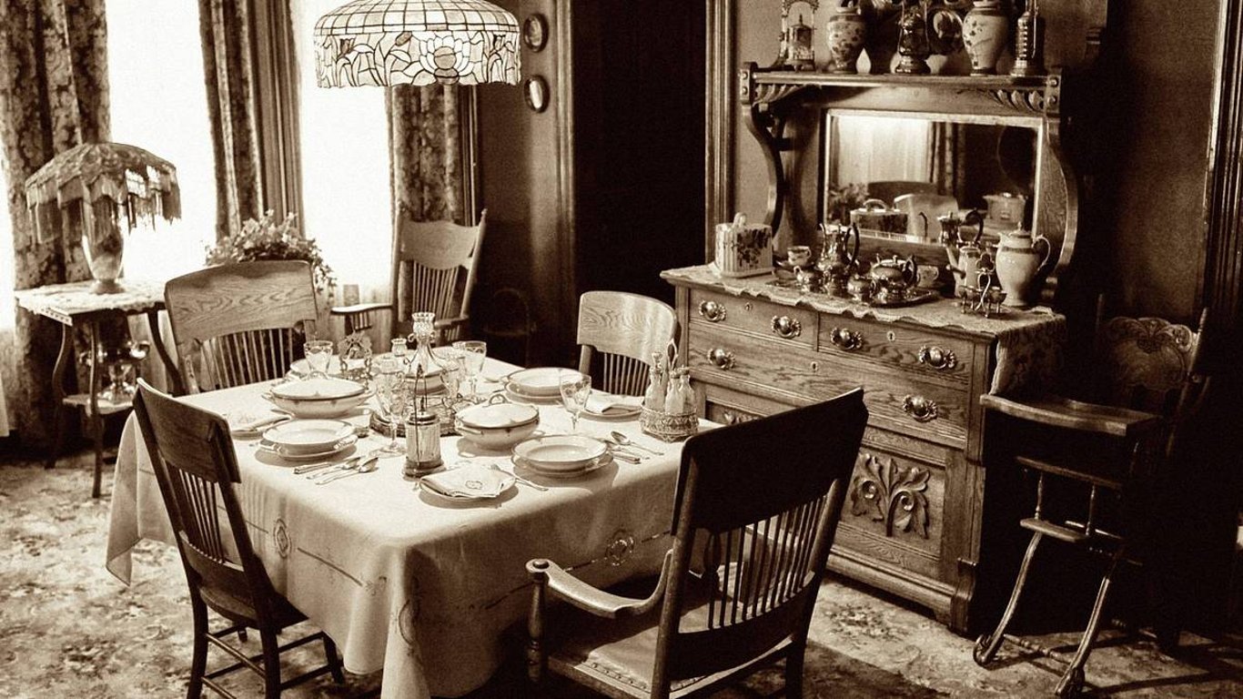 Bydlení za 1. republiky: Jak se žilo v době, kdy se o slovo přihlásila elektřina