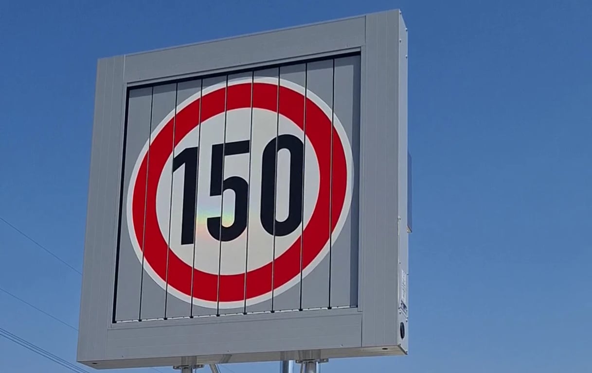 Po části dálnice D3 mohou řidiči jezdit 150 km/h. Obejde se to bez zvýšené nehodovosti?