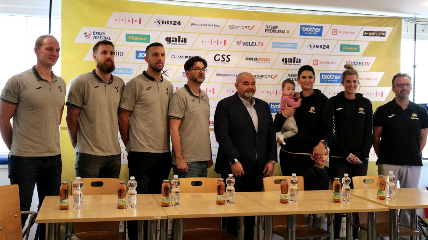 Noví trenéři, změny v sestavě a vysoké cíle. To je nová sezóna pro Volejbal Brno i Šelmy