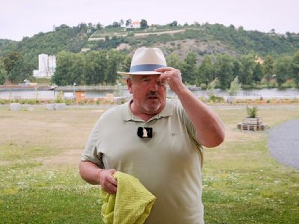 Doktore, poraďte!: Jak poznat úpal a úžeh? Pacient má bolehlav, křeče a studenou kůži