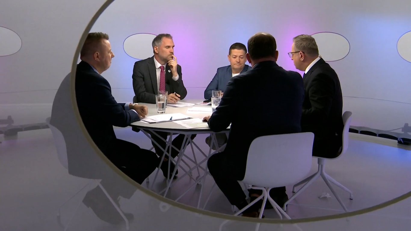 "Slušnost není slabost." Moravec utnul nedělní pořad ČT, pak vyťukal morzeovku