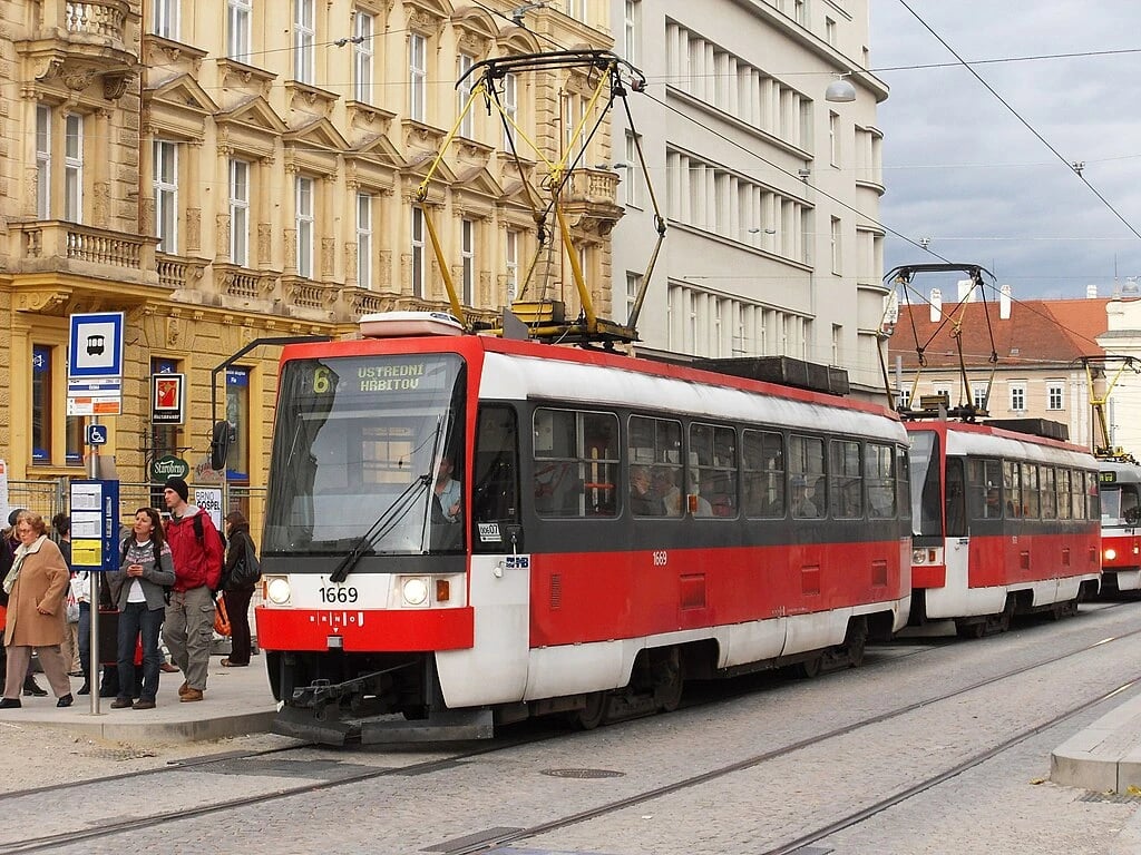 Z Brna definitivně zmizely unikátní tramvaje